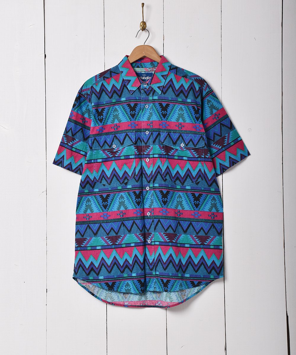 Wrangler ネイティブ柄 ダブルポケット 半袖シャツ - 古着のネット通販 